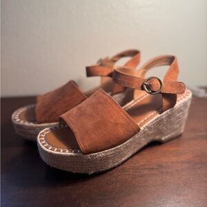 Universal Thread Brown Espadrille Platform Sandals
